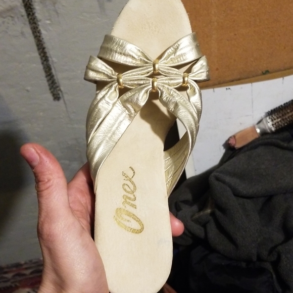 Shoes - Picture 2 of 3